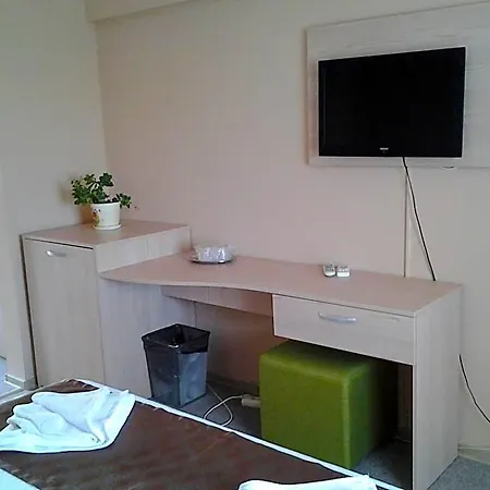 Hotel Nova Route 3*