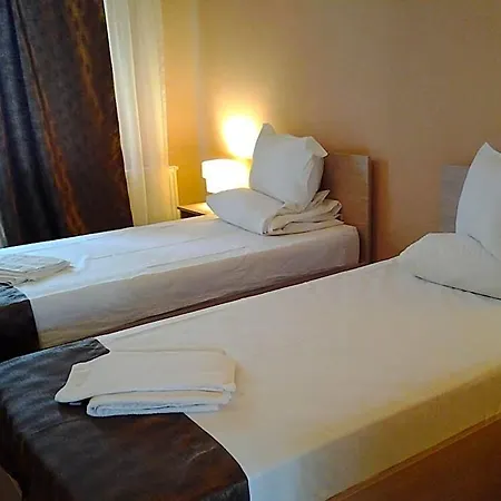 Hotel Nova Route 3*